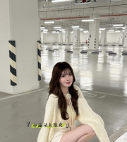 雅涵 166cm-D奶-24歲    OL知性美人，擅長各式挑逗與陪伴。