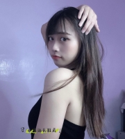 夏娜 164cm-45kg-C奶-22歲    大三學生 皮膚白皙