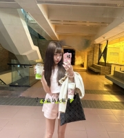 推薦一位155cm的小隻馬年輕可愛小妹妹，