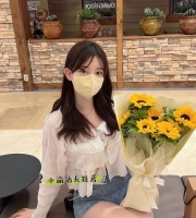 芊語   23歲 162cm / 45kg / C奶    鄰家感，笑容甜美