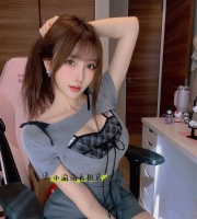 涵子  日台混血  158cm-E奶-24歲-44kg    本人很可愛很可愛 會...