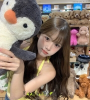 芯語 160cm | 46kg | B奶 |21歲    #清純學生妹 #初戀感