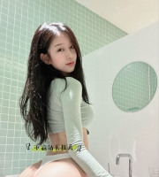 芷若 165.48.D.25歲    渾圓翹臀超有彈性