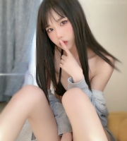 愛麗絲 160cm.D.23歲  單身的她性欲強 敢玩會撩