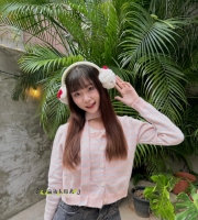 芭比 160cm-C-20歲    清純小學妹，可愛聽話經驗少，可調教