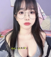 雅雅 165cm | 47kg | F奶 | 22歲     遊戲實況女主播