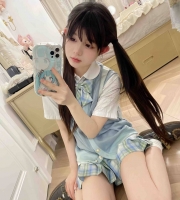 幼女初長成  小蘿莉 157cm.B奶.18歲